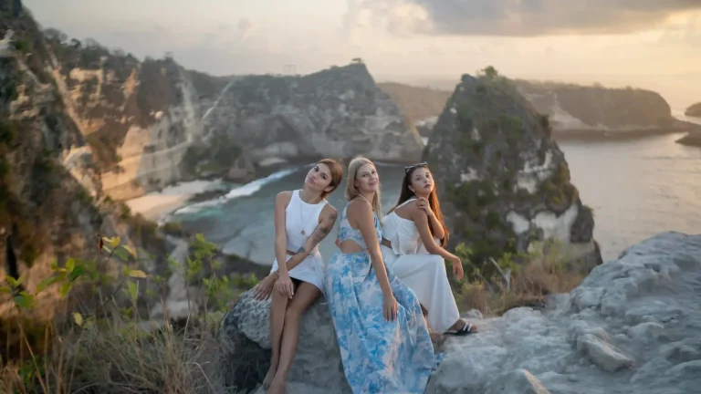 Best Time to Fly Hong Kong to Bali in 2027 for Cheap Flights