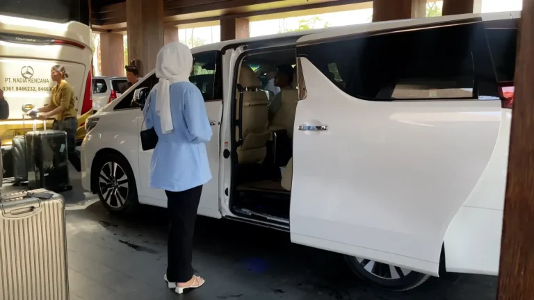 Navigating Bali Transport 2027: From Denpasar Airport to Your Villa