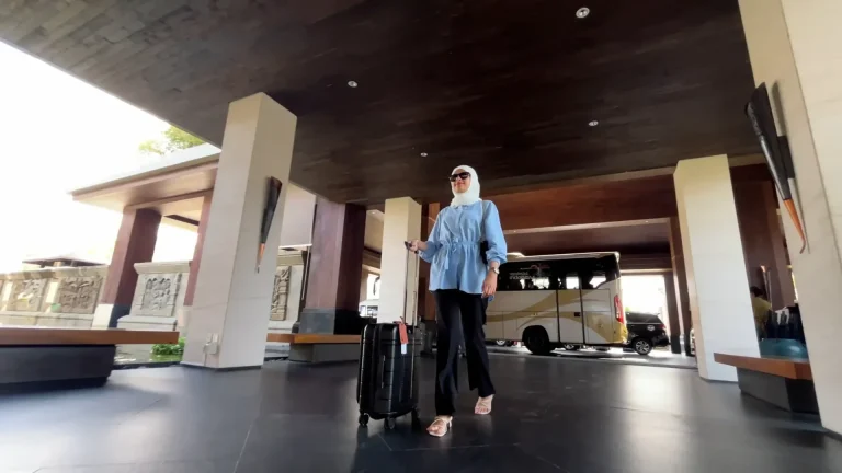 Premium Travel: Hong Kong to Bali Business & First Class Flights